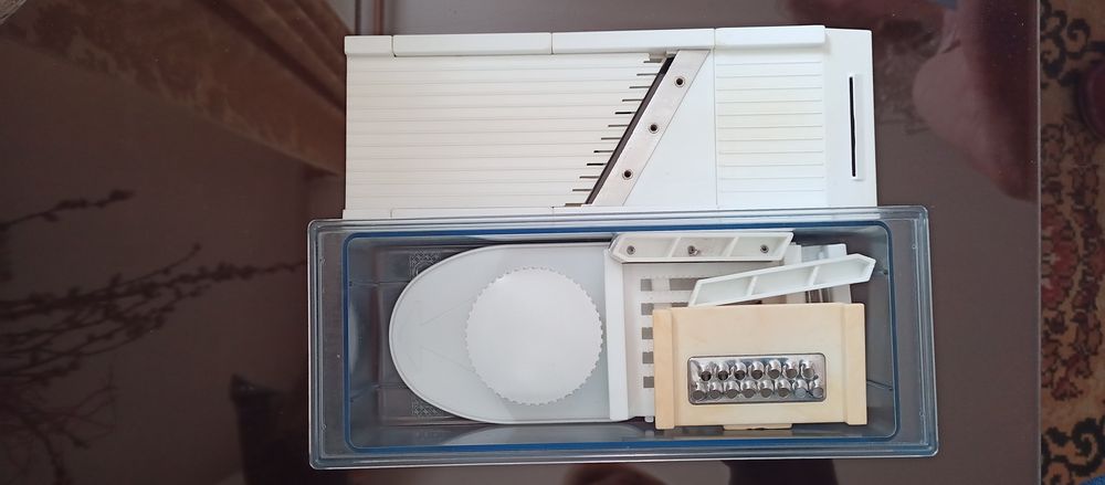 Продам разную кухонную утварь