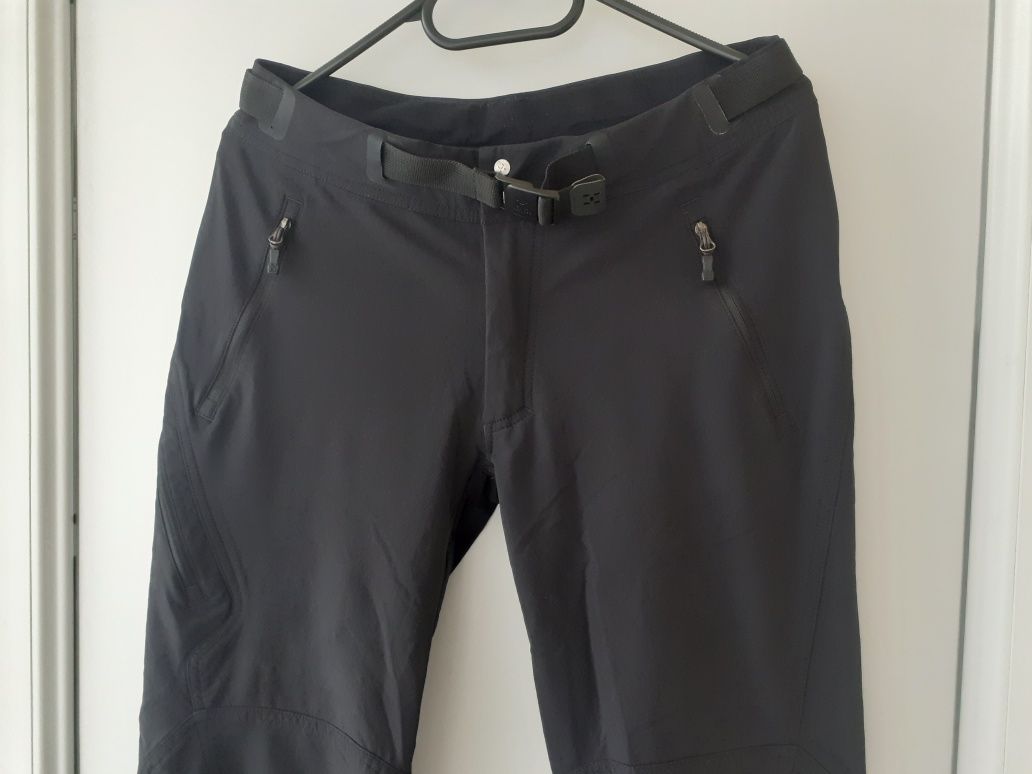 Pantaloni Haglöfs dama (munte, drumetii, bicicleta, etc.)