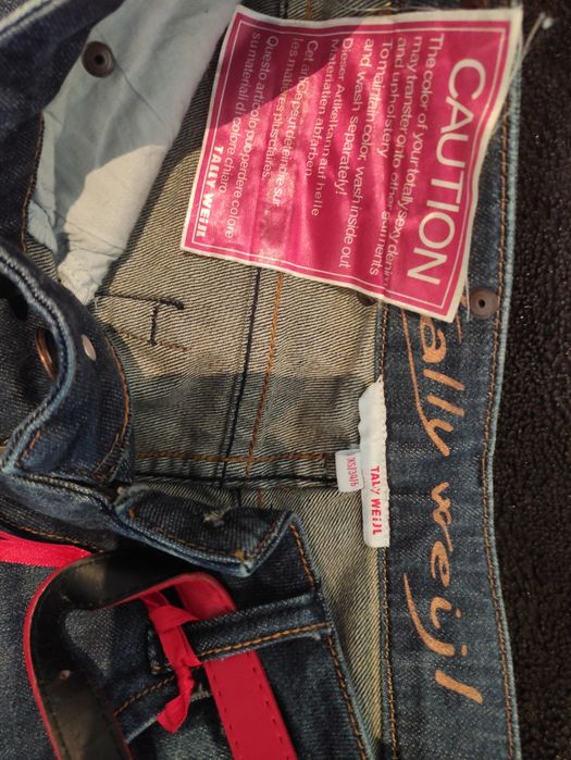 Blugi noi Tally Weijl