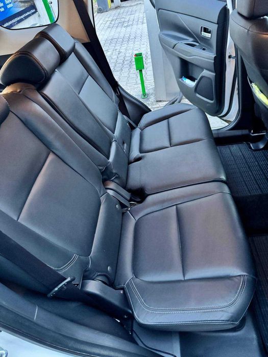 Mitsubishi Outlander 2.0i 4WD Instyle CVT AS&G S46