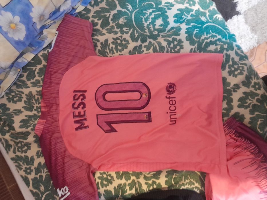 Vând costum Nike fotbal Barcelona original