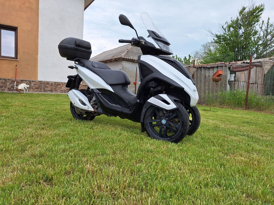 Piaggio MP3 LT Cat B