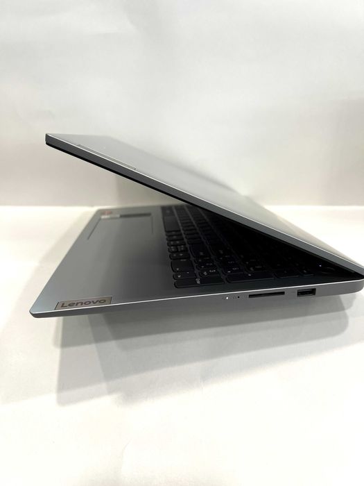 Laptop Lenovo IdeaPad 3 15ITL6,256GB SSD/8GB RAM,Intel Core i5-1135G7!