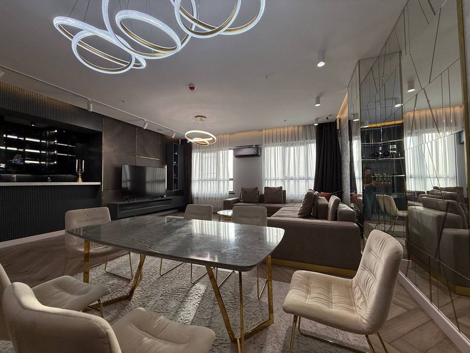 Продается новостройка 100кв Akay city, Мирзо Улугбек, Ц-2