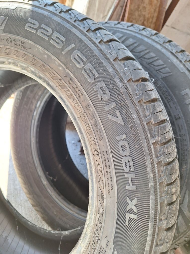 2 бр.гуми nokian 225/65 R 17 XL