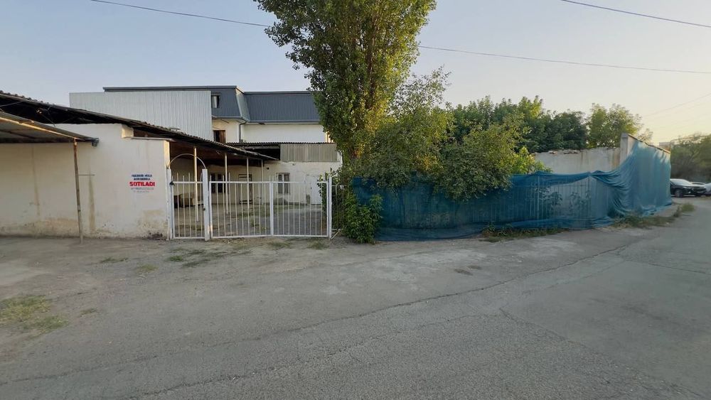 срочно продаётся участка 4,5 сотик фасад 30m