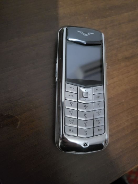 Продам сотовый Vertu