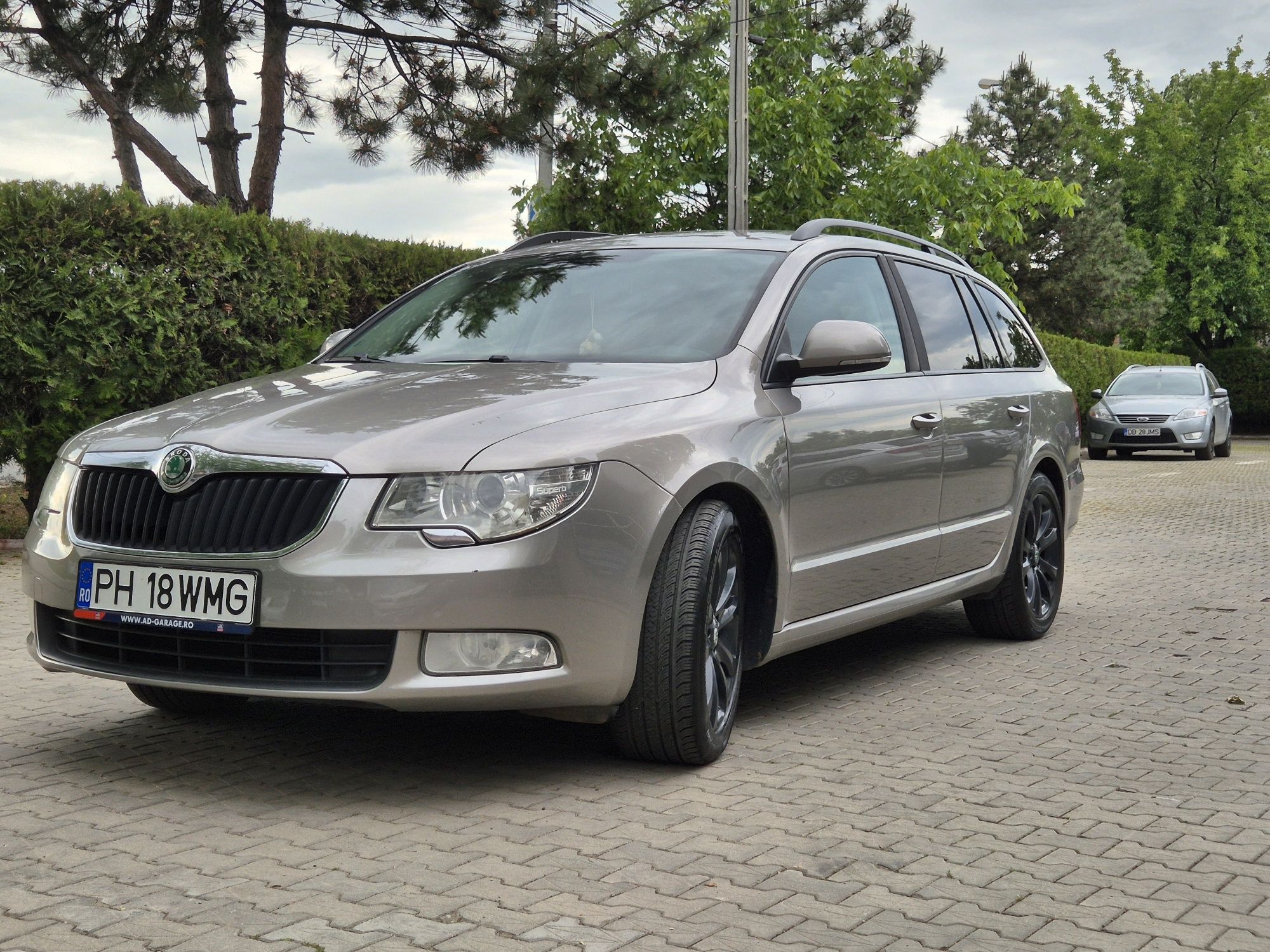 Skoda Superb 2.0, an 2011