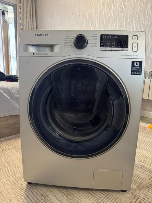 Стриальная машинка в хорошем состоянии