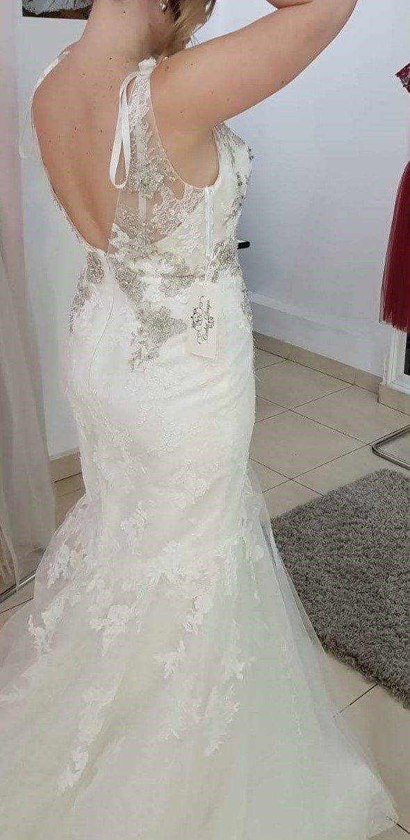 Rochie de mireasa, model sirenă