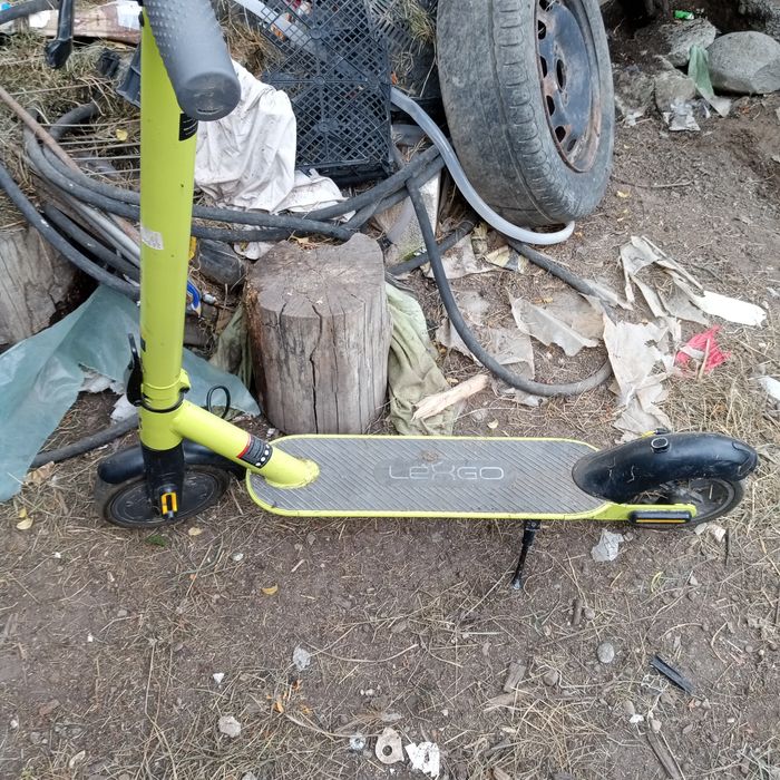 Trotineta lexgo r 95 lime stare foarte bună doar că are pana