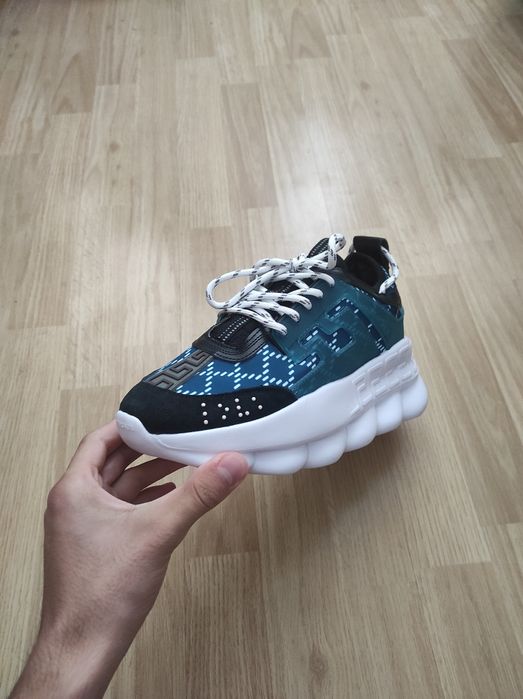 Versace chain reaction blue