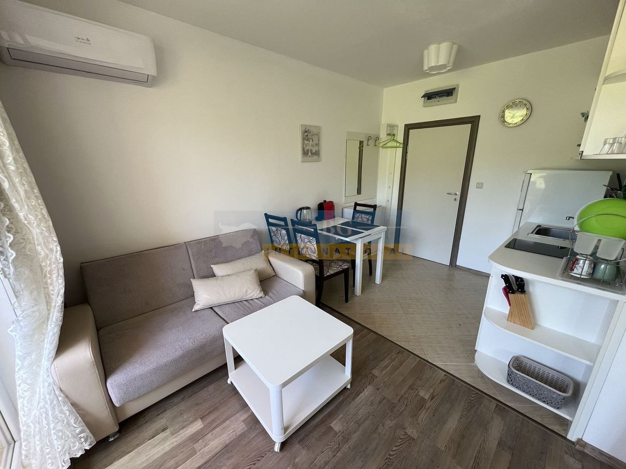Продава се Едностаен апартамент в Созопол - 41 кв.м за 1622 €/кв.м - Снимка #12