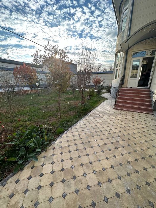 Продаётся дом на Дружба Народов
