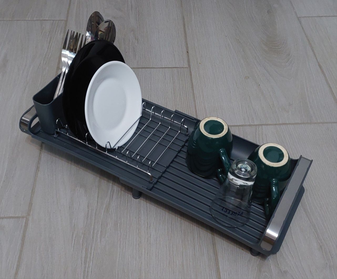 Scurgător de vase extensibil, Scurgător de vase compact