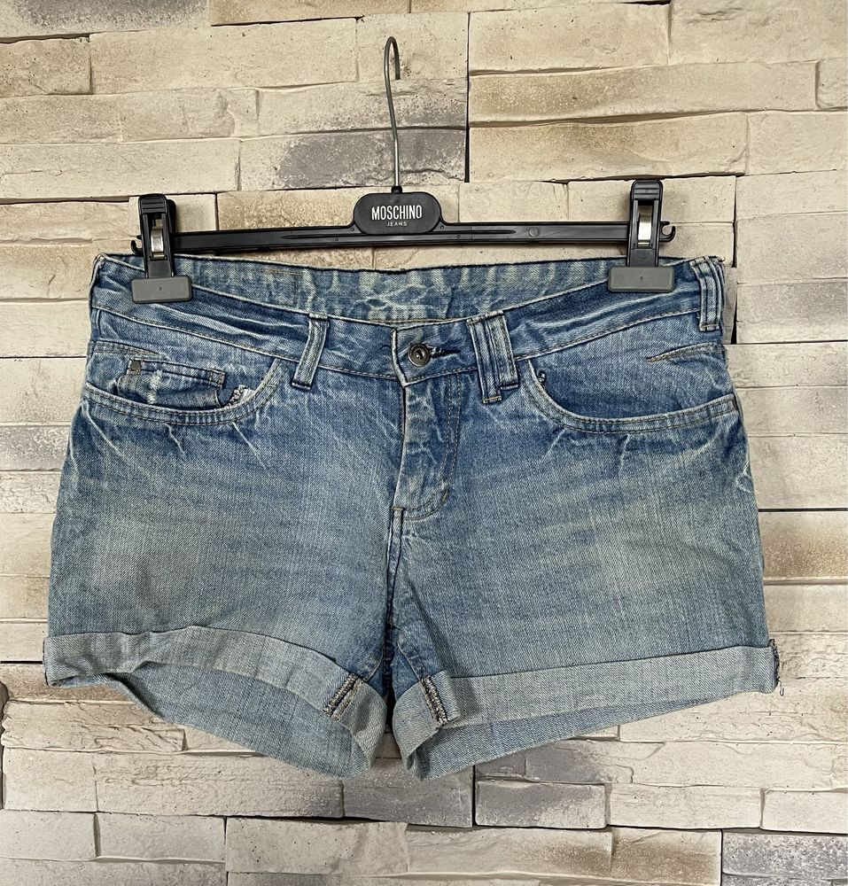 Pantaloni denim scurti