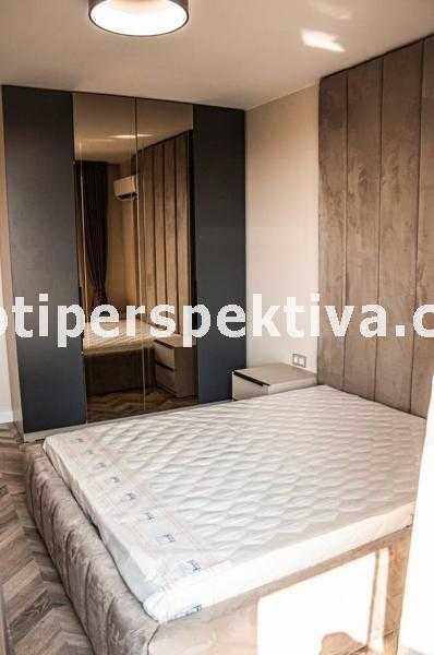 Продава се Тристаен апартамент в Пловдив, Христо Смирненски - 111 кв.м за 1793 €/кв.м - Снимка #3