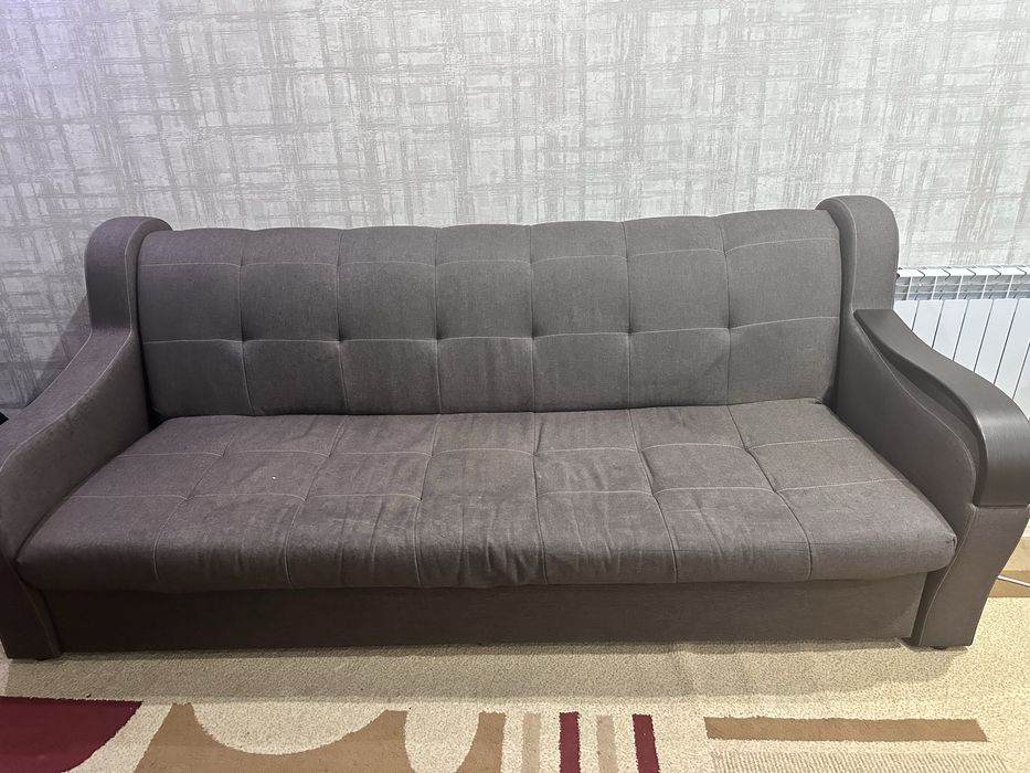 Диван раздвижной б/у