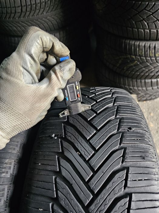 4 anvelope iarna 205 55 16 Michelin 2020 6.8mm
