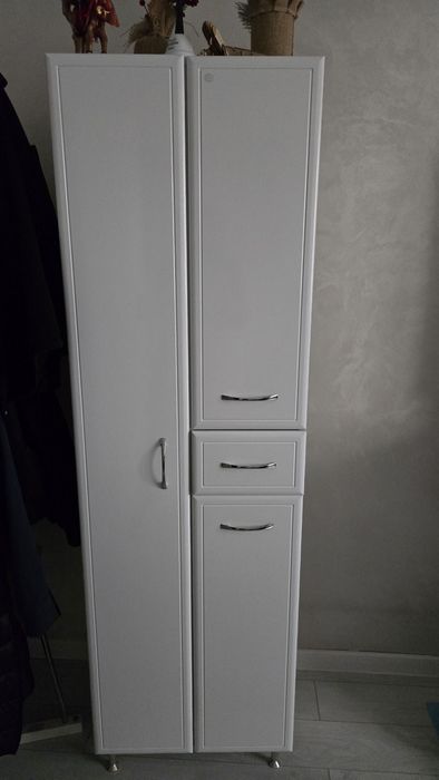 Продам шкаф для ванной комнаты