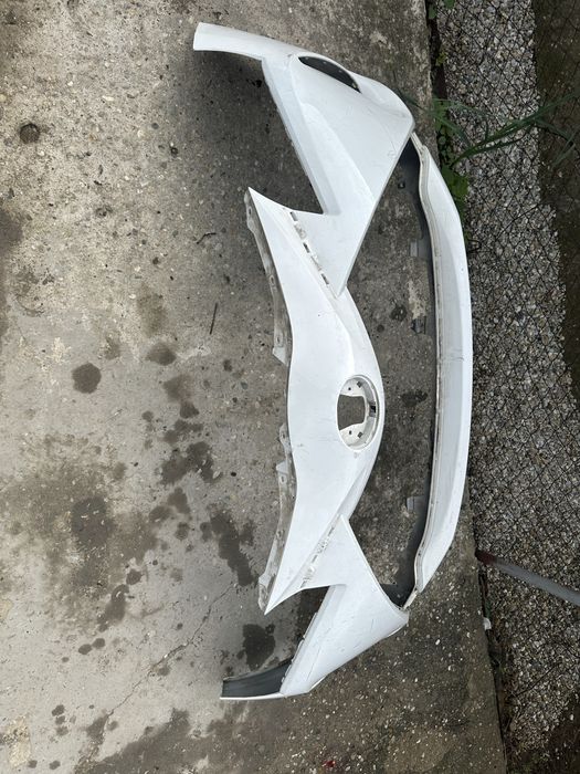 Bară față toyota yaris.