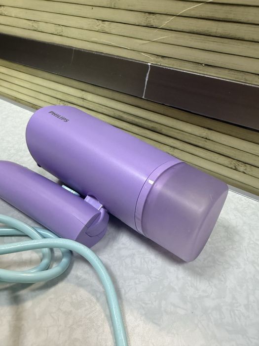 Уред за гладене с пара Philips STH3010