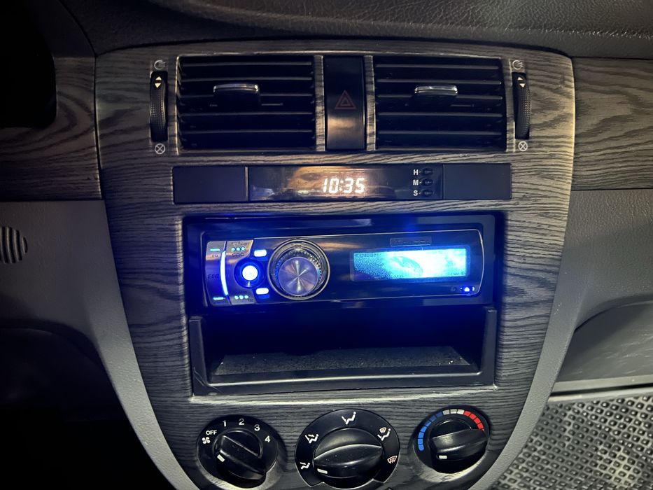 Pioneer 6850MP Delfin