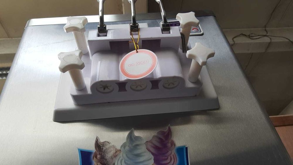 REDUCERE Masina profesionala inghetata  stradala transport gratuit