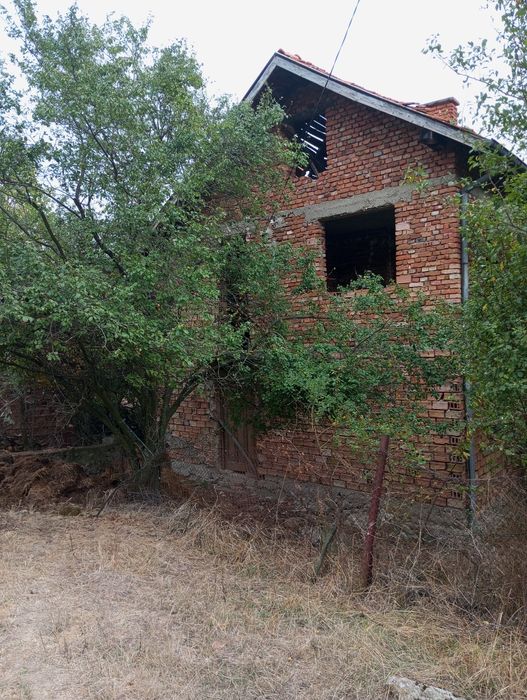 Продавам Къща в село Клисура до Белчин