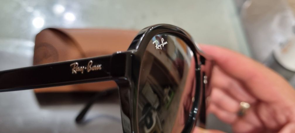 Ray-Ban RB4355 Vagabond