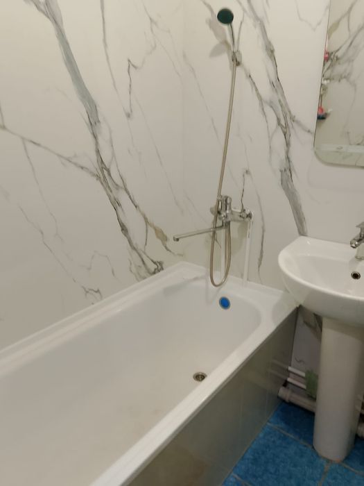 2 комн квартира 6 микр  29 дом 2 этаж