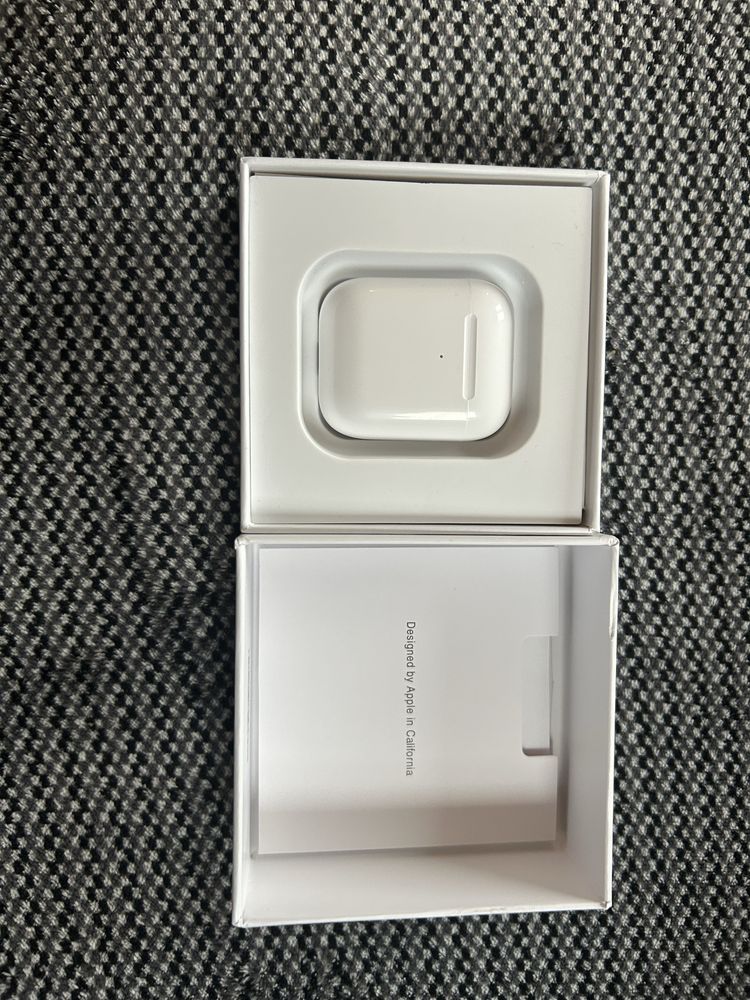 Airpods.