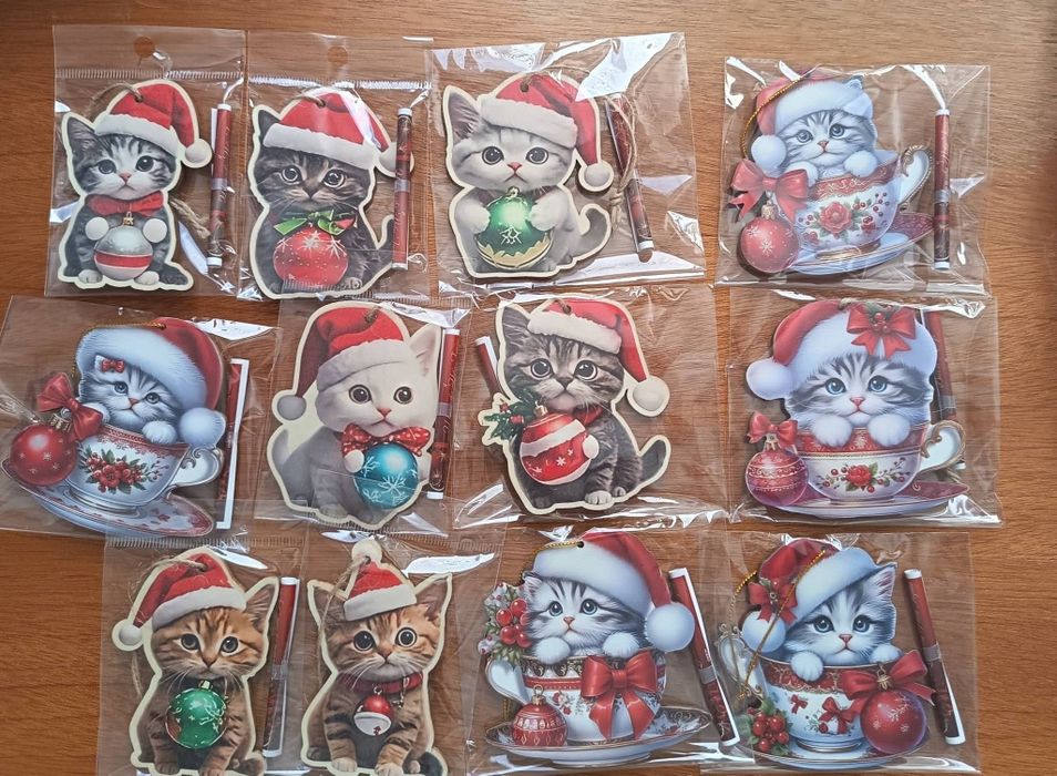 Коледни играчки за елха с късметче