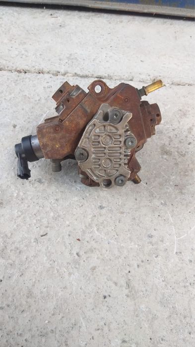 Pompa Inalta Nissan Qashqai 2.0 DCI cod 8200690744 an 2007 - 2015
