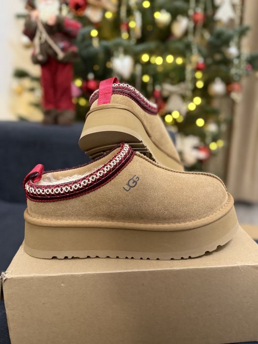 Cizme iarna UGG diferite modele