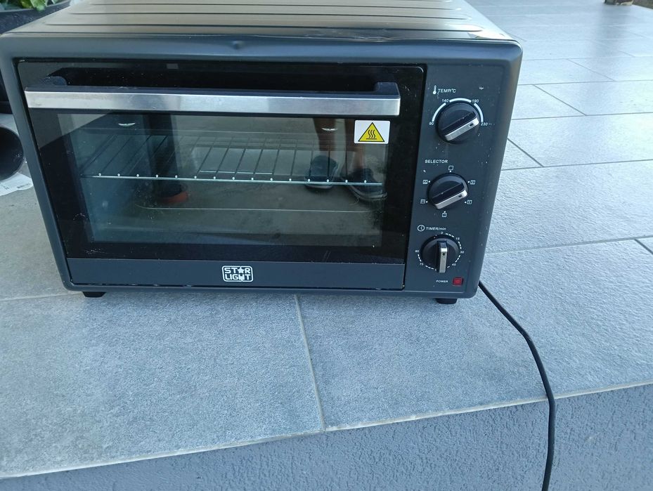 Cuptor electric 1800w