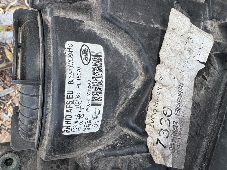 Оригинален десен фар Range Rover Evoque (HID/Xenon/AFS)