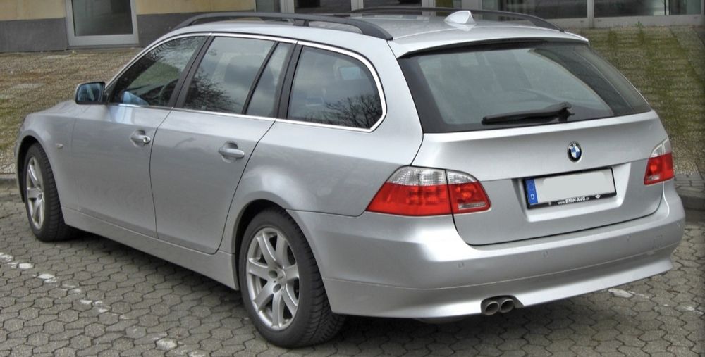BMW 520d cutie automată 230 cai