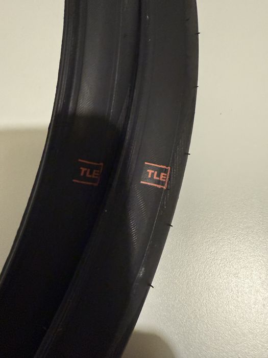 2 x Schwalbe One 28-622 TLE pliabil