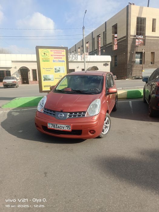 Нисан ноут 1.6 автомат 2006