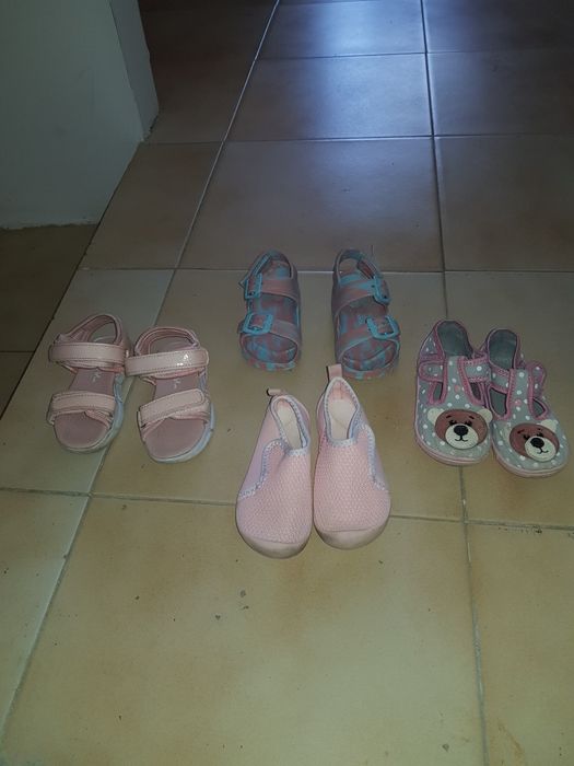 Лот сандали и пантофи 23номер.