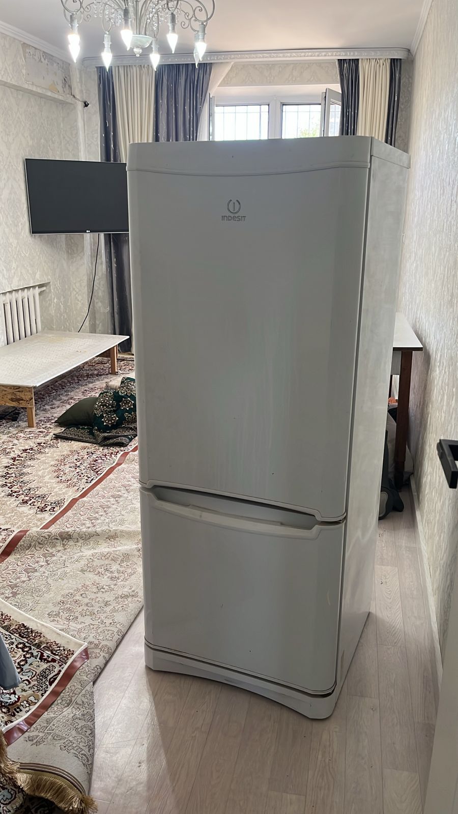 Холодильни Indesit