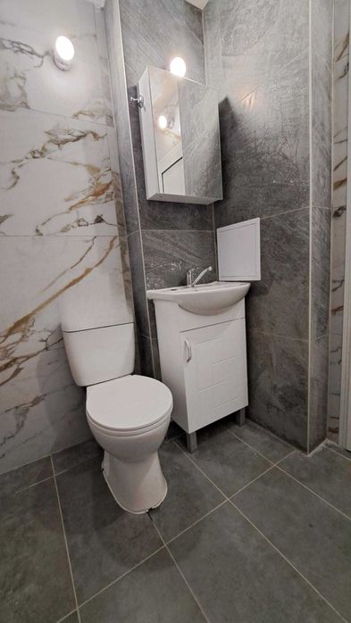 Продава се Тристаен апартамент в Пловдив, Център - 98 кв.м за 2051 €/кв.м - Снимка #6