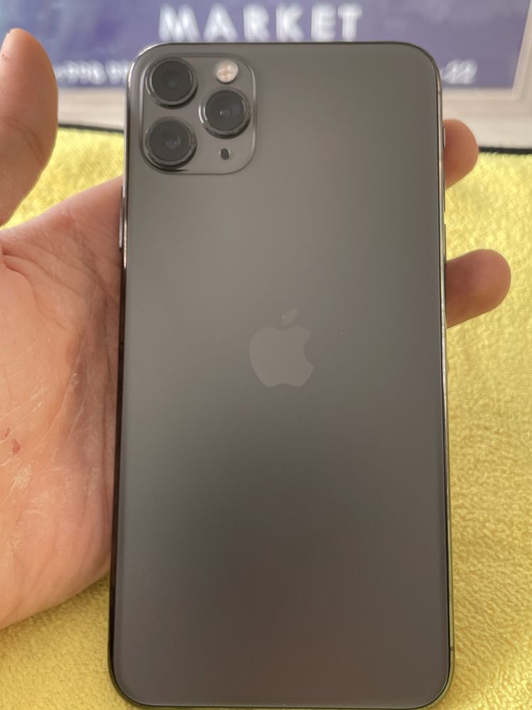 Iphone 11 Pro Max black ideal 64gb 84%