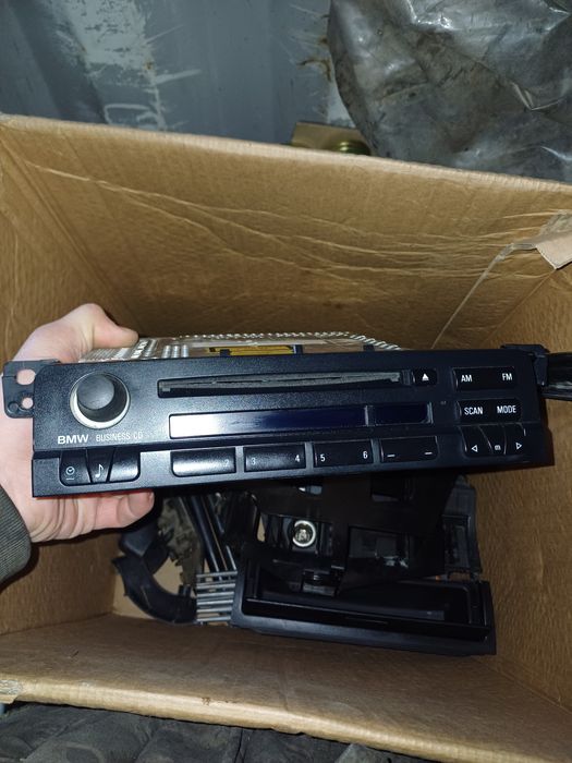 Оригинальная магнитола на бмв е46