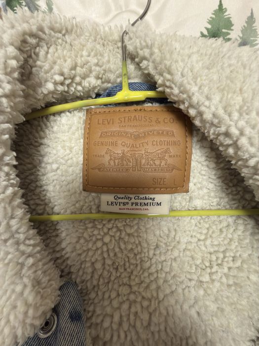 geaca levis marimea L