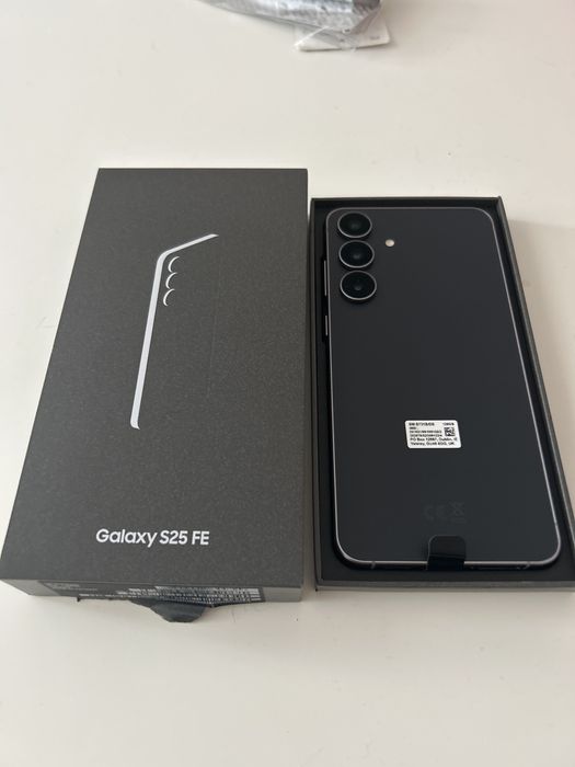 Samsung Galaxy S25 FE
