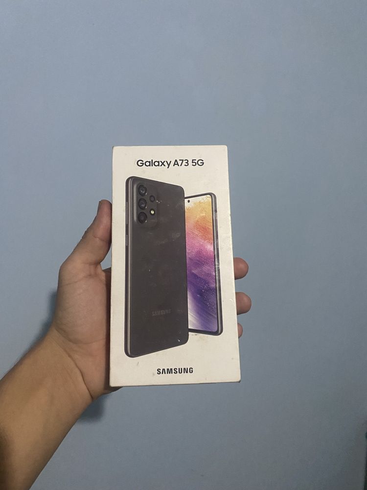 Samsung A73 telefoni sotiladi