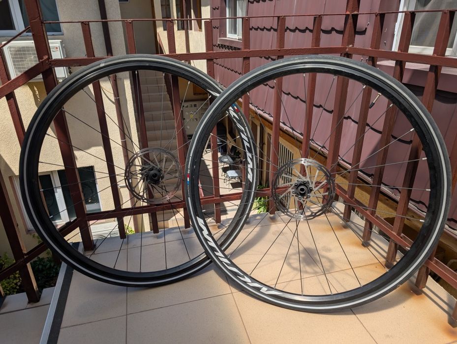 set roti bicicleta road fixie single speed 700 Mavic Aksium Disc 28