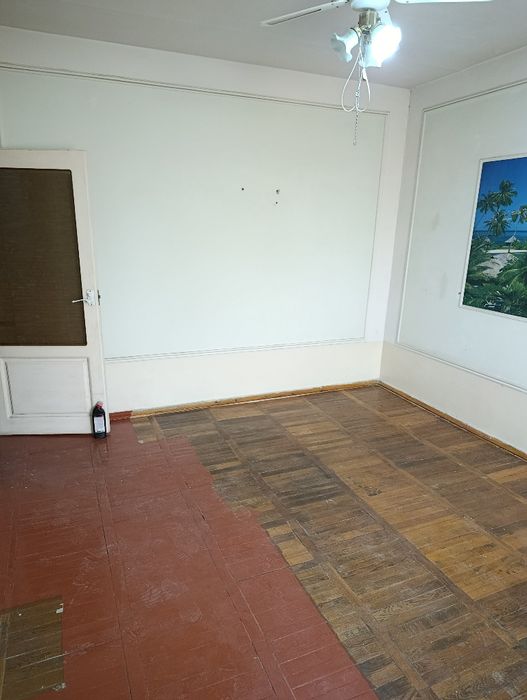 Срочно 3 хоналик арзон нархда сотилади.